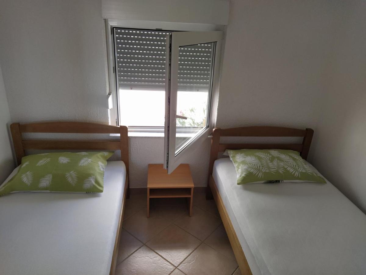 Apartmani Ruza Vir Eksteriør billede